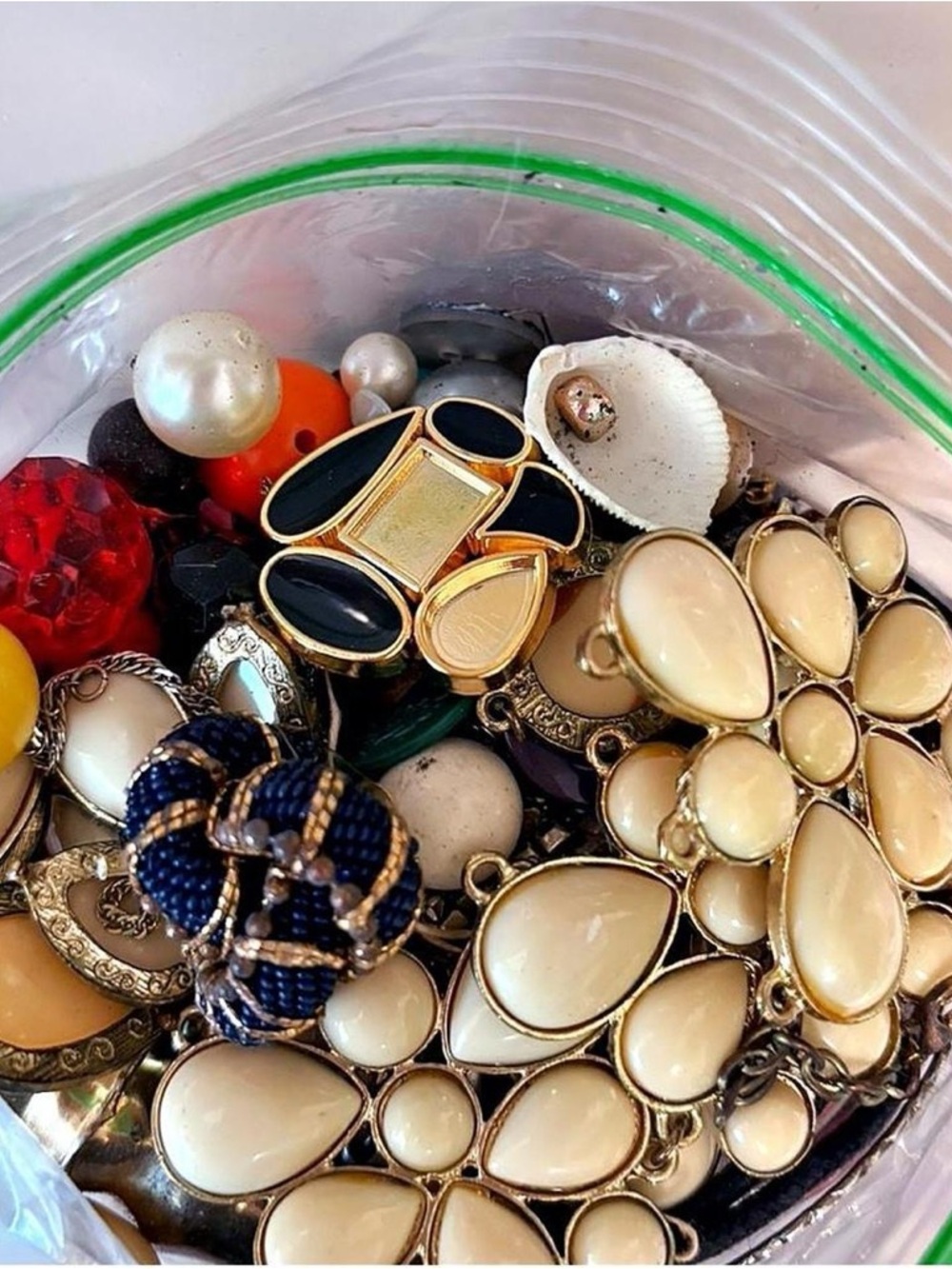Bundle of vintage beads scrap trash for Jewelry making almost 2 Ibs